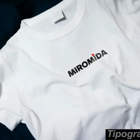 White custom t-shirt with Miromida logo print and red accent